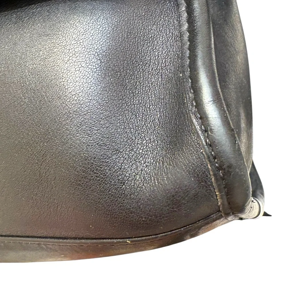 Coach vintage black leather New York City Spectator bag